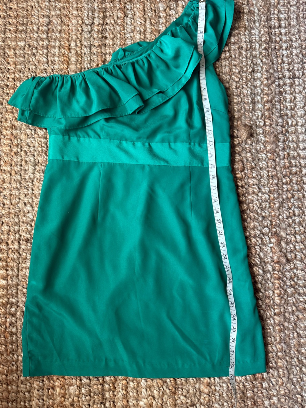 One-Shoulder Ruffle Dress in green - Picture 2 of 5